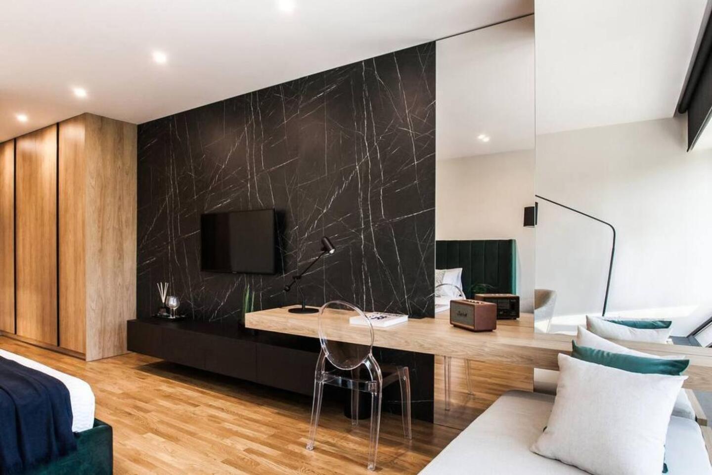 2 Sidebyside Suites In Athens Riviera By The Olon エクステリア 写真